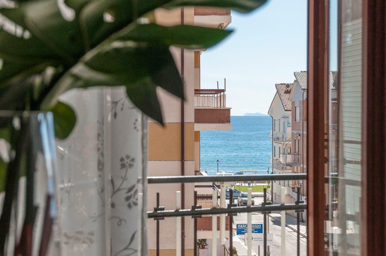 Апартаменти Casa Vacanza Flora Сперлонга Екстер'єр фото